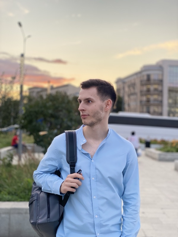Александр Абакумов